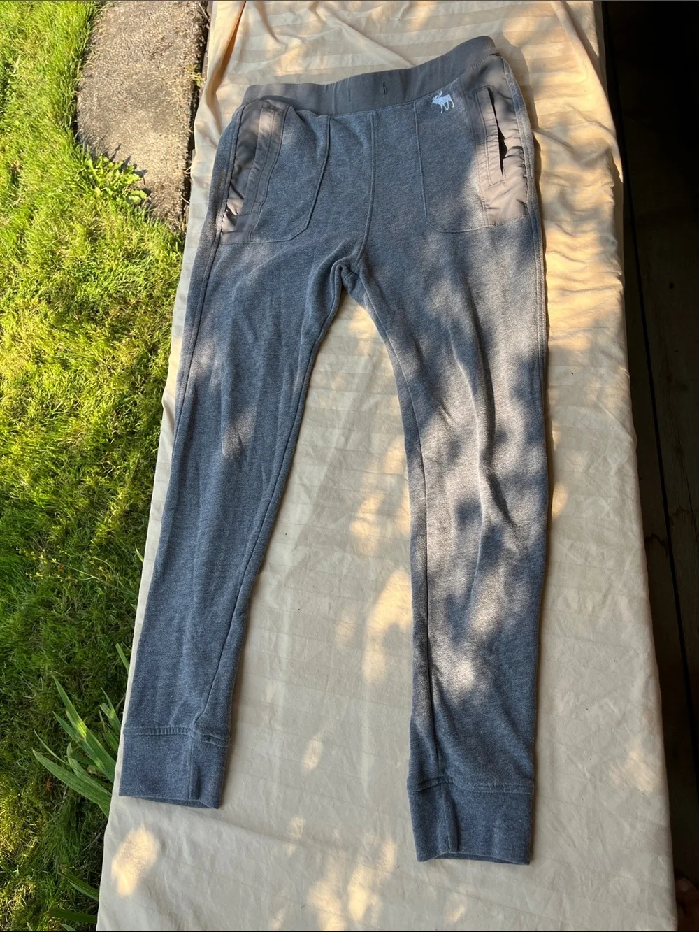3 Pc Bundle -Abercrombie Knit Joggers/ Hoodie & SS Tee Sz 13/14